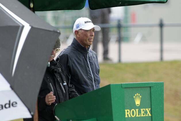 29th July 2018, Old Course at St Andrews, St Andrews, Scotland; The 2018 Senior Open Golf Championships, 4th round; Tom Lehman (USA) waits on the first tee as the rain falls on St Andrews  ActionPlus12051532 AlanxMartin
