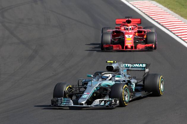 FORMULA 1 - Hungarian GP BUDAPEST,HUNGARY,29.JUL.18 - MOTORSPORTS, FORMULA 1 - Grand Prix of Hungary, Hungaroring. Image shows Valtteri Botas (FIN Mercedes GP) and Sebastian Vettel (GER Ferrari). GEPAxpictures xFritzxMueller