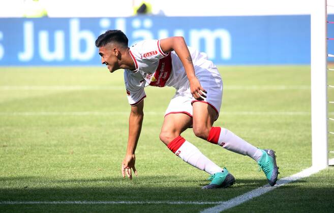 VfB Stuttgart Atletico Madrid Germany Stuttgart 05 08 2018 Football Bundesliga Season 2018 2019 Test match VfB Stuttgart Atlético Madrid Nicolas Gonzalez VfB Stuttgart