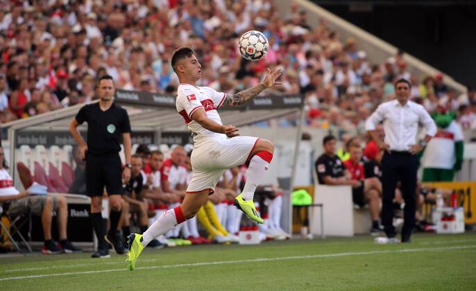 VfB Stuttgart Atletico Madrid Germany Stuttgart 05 08 2018 Football Bundesliga Season 2018 2019 Test match VfB Stuttgart Atlético Madrid Pablo Maffeo VfB Stuttgart