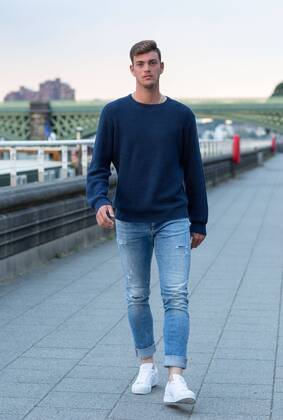 Tennis professional MAXIMILIAN MARTERER GER at the Thames River London England Copyright: xJuergenxHasenkopfx