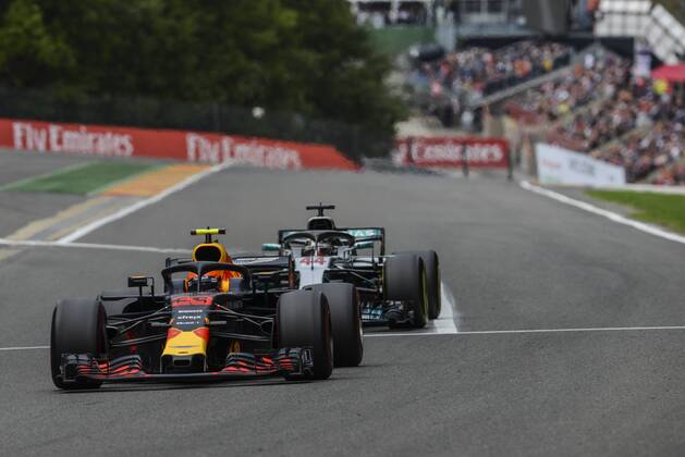 Motorsports: FIA Formula One World Championship WM Weltmeisterschaft 2018, Grand Prix of Belgium, 33 Max Verstappen (NLD, Aston Martin Red Bull Racing), 44 Lewis Hamilton (GBR, Mercedes AMG Petronas Motorsport), Spa-Francorchamps Belgium