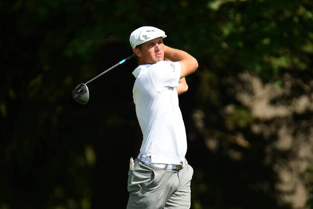 Thursday September 6, 2018: Bryson DeChambeau watches his tee shot on the 4th hole during the first round of the BMW Championship at Aronimink Golf Course in Newtown Square, Pennsylvania. CSM PGA Golf Herren 2018: BMW Championship SEPT 06 - ZUMAc04_ 20180906_zaf_c04_035 Copyright: xGregoryxVasilx