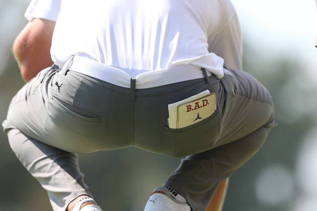 Sport Bilder des Tages September 6, 2018 - Newtown Square, Pennsylvania, United States - Bryson DeChambeau lines up a putt on the 3rd green during the first round of the 2018 BMW Championship. Golf 2018: BMW Championship: Round 1 - ZUMAw109 20180906_zap_w109_008 Copyright: xDebbyxWongx