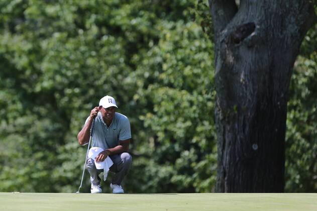 September 6, 2018 - Newtown Square, Pennsylvania, United States - Tiger Woods lines up a putt on the second green during the first round of the 2018 BMW Championship. Golf 2018: BMW Championship: Round 1 - ZUMAw109 20180906_zap_w109_044 Copyright: xDebbyxWongx