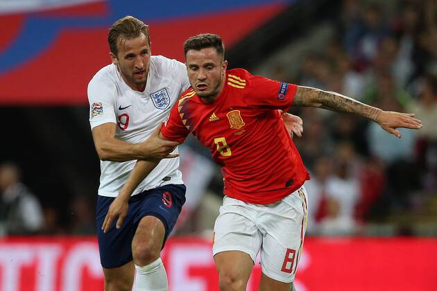 England v Spain UEFA Nations League Harry Kane of England and Saul Niguez of Spain in action during the UEFA Nations League match at Wembley Stadium, London Content Not Available For UK Newspapers Copyright: xPaulxChestertonx FIL-12248-0084