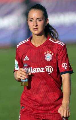 12.09.2018 Subotica(Serbia) ZFK Spartak Subotica-FC Bayern München UEFA women s football champions league round of 32 Sara Däbritz FC Bayern München :