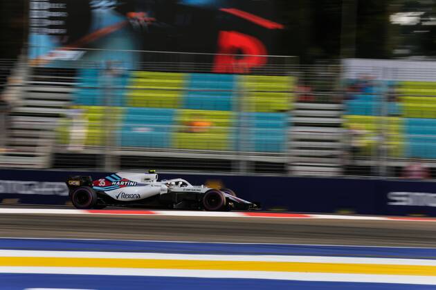 14th September 2018, Marina Bay Street Circuit, Singapore; Formula One Grand Prix of Singapore, Friday free practice; Williams Martini driver Sergey Sirotkin  ActionPlus12062027 StephenxBlackberry