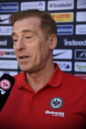 17 09 2018 ENG Hanau Golf Club Hanau Wilhelmsbad Eintracht Frankfurt Golf Open Goalkeeper legend Ulrich Uli Stein in an interview DFL regulations prohibit any use of images as image sequences or quasi video