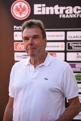 17 09 2018 GER Hanau Golf Club Hanau Wilhelmsbad Eintracht Frankfurt Golf Open Bundesligamanager Heribert Bruchhagen DFL regulations prohibit any use of photographs as image sequences and or quasi video