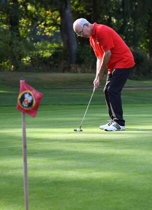 17 09 2018 xjhx Golf 13 Eintracht Frankfurt Golf Open empor t Bernd Hölzenbein Eintracht Frankfurt DFL DFB REGULATIONS PROHIBIT ANY USE OF PHOTOGRAPHS as IMAGE SEQUENCES and or QUASI VIDEO Hanau