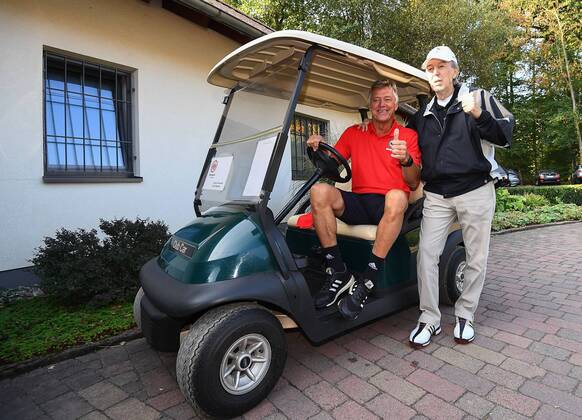 17 09 2018 xjhx Golf 13 Eintracht Frankfurt Golf Open emspor v Kurt Kluehspies Juergen Grabowski DFL DFB REGULATIONS PROHIBIT ANY USE OF PHOTOGRAPHS as IMAGE SEQUENCES and or QUASI VIDEO Hanau