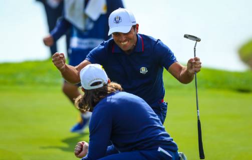 2018 Ryder Cup Day 1, Albatros Course, Le Golf National, Saint-Quentin-en-Yvelines, Paris 28 9 2018 Francesco Molinari and Tommy Fleetwood celebrate winning the 17th hole Francesco Molinari and Tommy Fleetwood celebrate winning the 17th hole 28 9 2018 Copyright: x©INPHO OisinxKeniryx OSH_9359