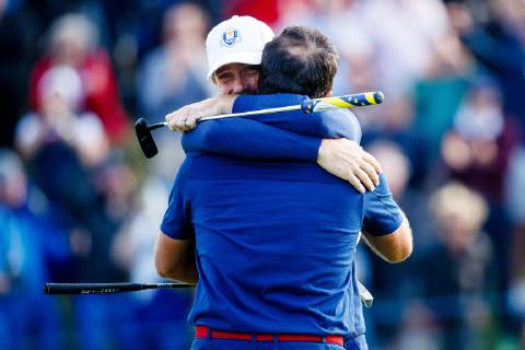 2018 Ryder Cup Day 1, Albatros Course, Le Golf National, Saint-Quentin-en-Yvelines, Paris 28 9 2018 Tommy Fleetwood celebrates with Francesco Molinari after winning on the 14th green Tommy Fleetwood celebrates with Francesco Molinari after winning on the 14th green 28 9 2018  Copyright: x©INPHO OisinxKeniryx OSH_0218