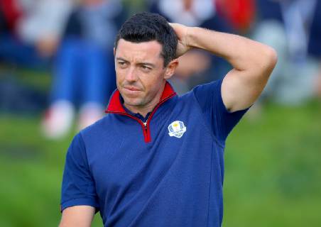 2018 Ryder Cup Day 1, Albatros Course, Le Golf National, Saint-Quentin-en-Yvelines, Paris 28 9 2018 Rory McIlroy on the 11th green Rory McIlroy on the 11th green 28 9 2018 Copyright: x©INPHO OisinxKeniryx OSH_9933