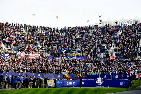 ambiance supporters GOLF : Ryder Cup 2018 - Guyancourt - 29 09 2018 JBAutissier Panoramic 