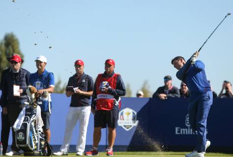 2018 Ryder Cup, Albatros Course, Le Golf National, Saint-Quentin-en-Yvelines, Paris 30 9 2018 Rory McIlroy tees off at the 9th Rory McIlroy tees off at the 9th 30 9 2018  Copyright: x©INPHO OisinxKeniryx MT2_0280