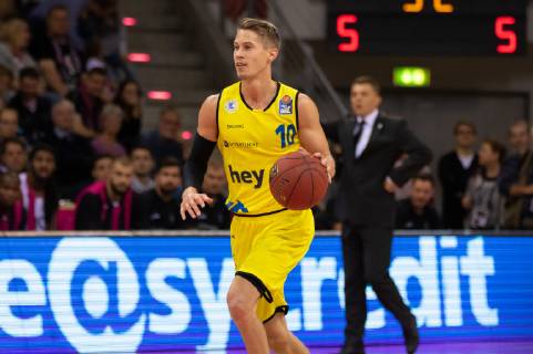 Bonn Germany 03 10 2018 Basketball Bundesliga BBL 2 Day Telekom Baskets Bonn vs Basketball Loewen Braunschweig Thomas Klepeisz Braunschweig in action