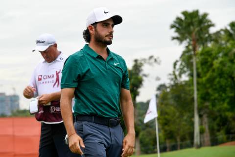 October 11, 2018 - Kuala Lumpur, Malaysia - Abraham Ancer(R) of Mexico in action during the first round of the CIMB Classic at TPC Kuala Lumpur on October 11, 2018 in Kuala Lumpur, Malaysia CIMB Classic - Round One  - ZUMAn230 20181011_zaa_n230_107 Copyright: xChrisxJungx