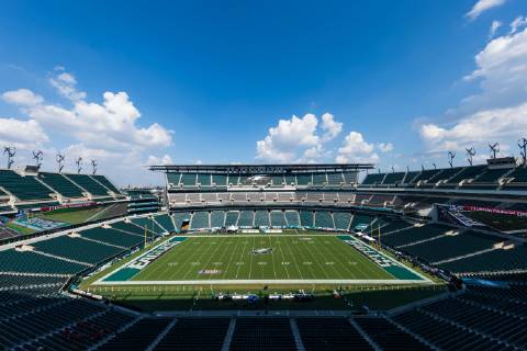 PHILADELPHIA, PA - SEPTEMBER 06: General view of the interior of Lincoln Financial Field from an elevated position before an NFL American Football Herren USA regular season football game against the Atlanta Falcons on September 6, 2018, at Lincoln Financial Field in Philadelphia, PA. (Photo by Ric Tapia Icon Sportswire) NFL: SEP 06 Falcons at Eagles Icon269180906001 EDITORIAL USE ONLY