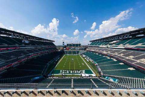 PHILADELPHIA, PA - SEPTEMBER 06: General view of the interior of Lincoln Financial Field from an elevated position before an NFL American Football Herren USA regular season football game against the Atlanta Falcons on September 6, 2018, at Lincoln Financial Field in Philadelphia, PA. (Photo by Ric Tapia Icon Sportswire) NFL: SEP 06 Falcons at Eagles Icon269180906004 EDITORIAL USE ONLY