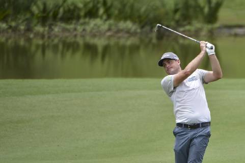 October 12, 2018 - Kuala Lumpur, Malaysia - Keegan Bradley of the USA hits a shot during the second round of 2018 CIMB Classic golf tournament in Kuala Lumpur, Malaysia on October 12, 2018. CIMB Classic 2018 - Round Two  - ZUMAn230 20181012_zaa_n230_270 Copyright: xZahimxMohdx