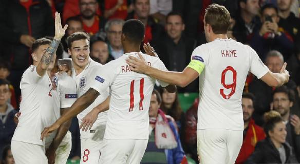 England s Sterlinf jubilates the first goal of the team during the UEFA League of Nations groups phase match between the national teams of Spain and England, at the Benito Villamarin stadium, in Seville, Andalusia, Spain, 15 October 2018. Spain vs. England !ACHTUNG: NUR REDAKTIONELLE NUTZUNG!  Copyright: xJosexManuelxVidalx SEV05 20181015-636752355024406508