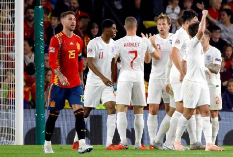 British players jubilate the third goal of the team during the UEFA League of Nations groups phase match between the national teams of Spain and England, at the Benito Villamarin stadium, in Seville, Andalusia, Spain, 15 October 2018. Spain vs. England !ACHTUNG: NUR REDAKTIONELLE NUTZUNG!  Copyright: xJulioxMunozx SEV21 20181015-636752400228757963