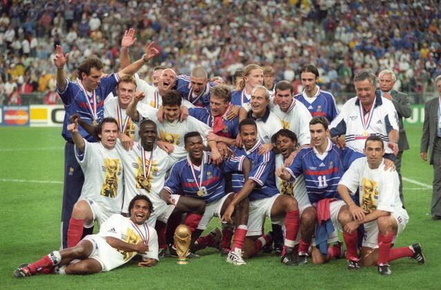 World Cup 1998 in France Final France Brazil 3 0 12 07 1998 in St Denis Team photo France with Cup HM