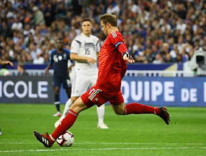 Goalkeeper Manuel Neuer Germany Germany 16 10 2018 France vs Germany 4 Gameday UEFA Nations League Stade de France DISCLAIMER DFB regulations prohibit any use of photographs