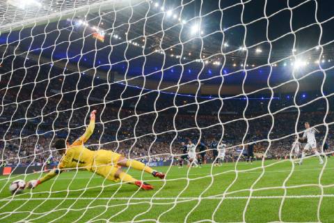 16 10 2018 xkvx Football Nations League France Germany emspor v l Goal scored Goal to 0 1 by Toni Kroos DFB German Football Federation DFL DFB REGULATIONS PROHIBIT ANY USE OF PHOTOGRAPH as IMAGE SEQUENCES and or QUASI VIDEO Paris