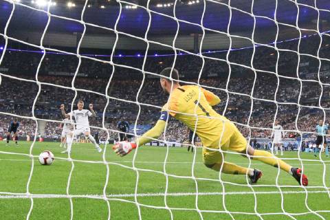 16 10 2018 xkvx Football Nations League France Germany emspor v l Goal scored Goal to 0 1 by Toni Kroos DFB German Football Federation DFL DFB REGULATIONS PROHIBIT ANY USE OF PHOTOGRAPH as IMAGE SEQUENCES and or QUASI VIDEO Paris