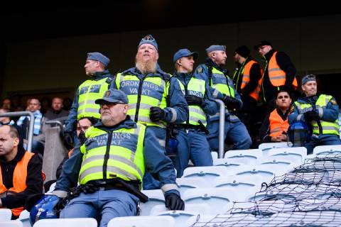 181020 Order guards during the football match in Allsvenskan between Malmö FF and Hammarby on October 20, 2018 in Malmö  Copyright: PETTERxARVIDSON BB181020PA182