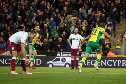 Norwich City v Aston Villa Sky Bet Championship Jordan Rhodes of Norwich celebrates scoring his sides 2nd goal during the Sky Bet Championship match at Carrow Road, Norwich Content Not Available For UK Newspapers Copyright: xPaulxChestertonx FIL-12446-0039