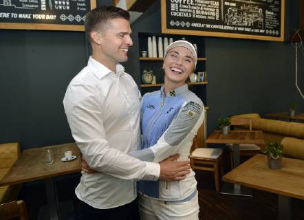 Czech professional golfer Klara Spilkova (right) and her boyfriend and physiotherapist Martin Prochazka pose for photographer during a meeting with journalists in Prague, Czech Republic on November 6, 2018. (CTKxPhoto MichaelaxRihova) CTKPhotoP201811060557601  mir 6