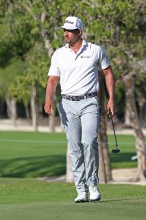 US golfer Dominic Bozzelli in action during the first day of the PGA Golf Herren Mayakoba Classic, in Playa del Carmen, Quintana Roo, Mexico, 08 November 2018. EPA Alonso Cupul PGA Mayakoba Classic in Mexico !ACHTUNG: NUR REDAKTIONELLE NUTZUNG!  Copyright: xAlonsoxCupulx MEX107 20181109-636773227053521716