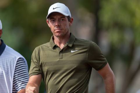 Rory Mcilroy of Northern Ireland in round 2 during the DP World Tour Championship at Jumeirah Golf Estates, Dubai, UAE on 16 November 2018. Copyright: xGrantxWinterx 21950118