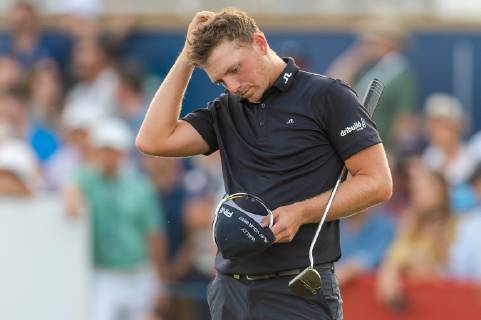 Matt Wallace of England reacts at the end of round 2during the DP World Tour Championship at Jumeirah Golf Estates, Dubai, UAE on 16 November 2018. Copyright: xGrantxWinterx 21950148