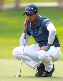 November 24, 2018 - Hong Kong, Hong Kong SAR, CHINA - Honma Hong Kong Open Golf 2018 at Hong Kong Golf Club Fanling. Rai on the 10th green.Englishman Aaron Rai holds onto his clear lead in day 3 of the tournament. After breaking the course record in the last round Rai remains steady and clear of Englands Matthew Fitzpatrick and South Koreas Hyowon Park. Aaron Rai holds a clear lead in the Honma Hong Kong Open Golf - ZUMAr144 20181124_zap_r144_001 Copyright: xJaynexRussellx