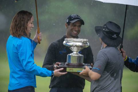 November 25, 2018 - Hong Kong, Hong Kong, China - A photo showing the winner of the 2018 Honma Hong Kong Open Aaron Rai holding his Trophy in Hong Kong, China. 24 November 2018. Honma Hong Kong Open - Day Four  - ZUMAn230 20181125_zaa_n230_018 Copyright: xHarryxWaix
