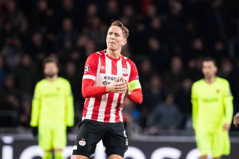 Luuk de Jong of PSV during the UEFA Champions League group C match between PSV Eindhoven and FC Barcelona Barca at the Phillips stadium on November 28, 2018 in Eindhoven, The Netherlands UEFA Champions League 2018 2019 xVIxVIxImagesx xTomxBodexMultimediaxIVx 12920463