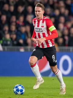 Luuk de Jong of PSV during the UEFA Champions League group C match between PSV Eindhoven and FC Barcelona Barca at the Phillips stadium on November 28, 2018 in Eindhoven, The Netherlands UEFA Champions League 2018 2019 xVIxVIxImagesx xTomxBodexMultimediaxIVx 12981689