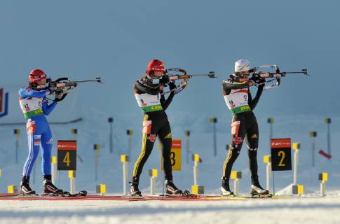Russia s Olga Medvedtseva left Germany s Kati Wilhelm center and Germany s Simone Hauswald right during the third shooting of the women 12 5 km mass start Biathlon World Cup competition in Oberhof Germany Sunday Jan 11 2009 Wilhelm won ahaed of Medvedtseva on second and Hauswald on 11th Eckehard Schulz Oberhof DEU