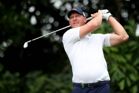January 18, 2019 - Singapore - Shaun Norris of South Africa tees off on the 8th hole during the second round of the Singapore Open at the Serapong Course, Sentosa Golf Club. Golf 2019: Singapore Open - Second Round - ZUMAm170 88556147st Copyright: xPaulxMillerx