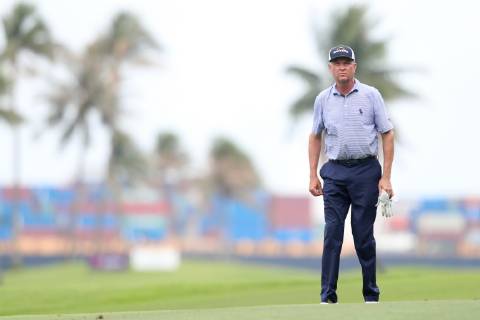 January 18, 2019 - Singapore - Davis Love III of the United States walks along the fairway on the 7th hole during the second round of the Singapore Open at the Serapong Course, Sentosa Golf Club. Golf 2019: Singapore Open - Second Round - ZUMAm170 88556211st Copyright: xPaulxMillerx