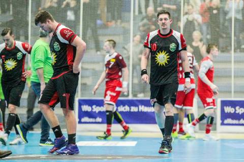 v l Moritz Schade Luebbecke 25 and Lukasz Gierak Luebbecke 10 are disappointed after the game on the field at the game TUSEM Essen vs TuS N Luebbecke Handball 2 Bundesliga 22 02 2019 TUSEM Essen vs TuS N Luebbecke Handball 2 Bundesliga 22 02 2019 Essen Copyright: xEIBNER MarioxHommesx EP_MHS