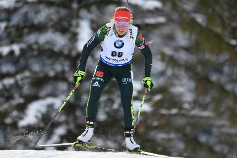 Preview Biathlon World Championships 2019 in Oestersund SWE Archivfoto Laura DAHLMEIER GER Aktion Einzelaktion Einzelaktion Single frame clipping whole body whole figure 7 5km Sprint of the women women on 17 01 2019 IBU Biathlon World Cup 2019 in Ruhpolding Season 2018 19 Â