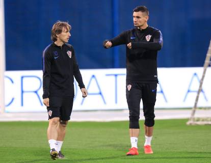 Fußball, Nationalteam Kroatien Training Croatian national football team training 20.03.2019. , Zagreb - On stadium Maksimir Croatian national football team held a training before qualifying matches for Euro 2020 against Azerbaijan and Hungary. Luka Modric and Dejan Lovren  MarkoxPrpic PIXSELL