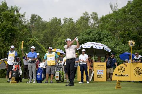March 24, 2019 - Kuala Lumpur, Malaysia - Scott Hend of Australia hits his tee-shot on the 2nd hole on Day Four of the Maybank Championship at Saujana Golf and Country Club on March 24, 2019 in Kuala Lumpur, Malaysia. Maybank Championship 2019 - Day Four In Kuala Lumpur  - ZUMAn230 20190324_zaa_n230_059 Copyright: xChrisxJungx