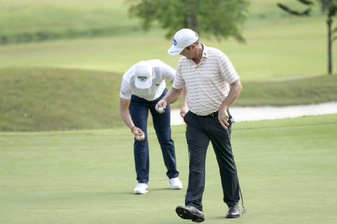 March 24, 2019 - Kuala Lumpur, Malaysia - Scott Hend (R) of Australia , Nacho Elvira (L) of Spain in action on the 1st hole on Day Four of the Maybank Championship at Saujana Golf and Country Club on March 24, 2019 in Kuala Lumpur, Malaysia. Maybank Championship 2019 - Day Four In Kuala Lumpur  - ZUMAn230 20190324_zaa_n230_086 Copyright: xChrisxJungx